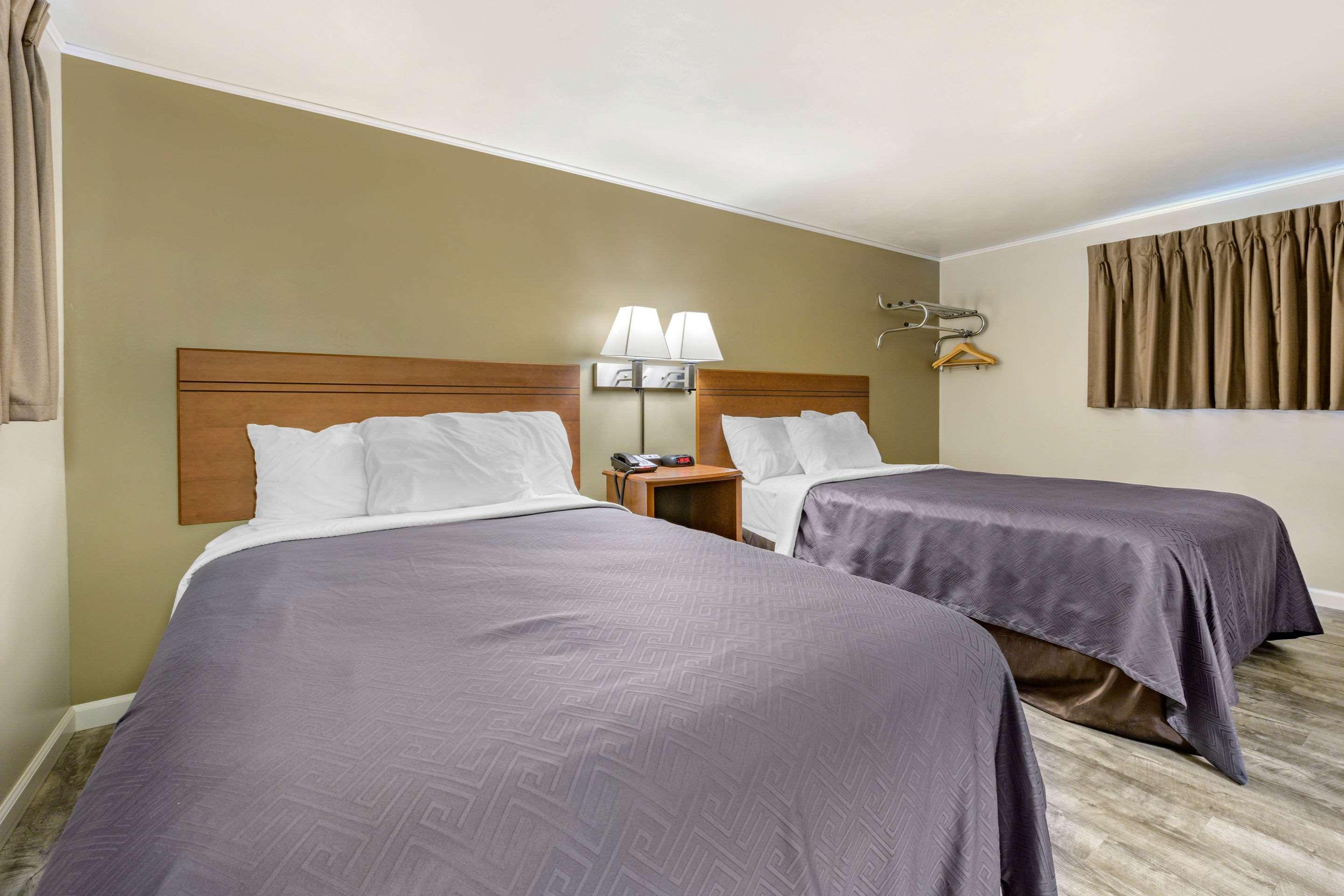 Econo Lodge Bellefonte I-99 Экстерьер фото